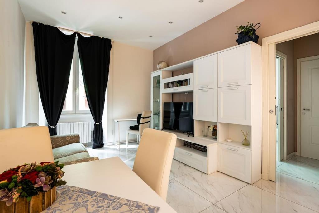 Apartment La Casa Di Ringhiera In Corso Sempione