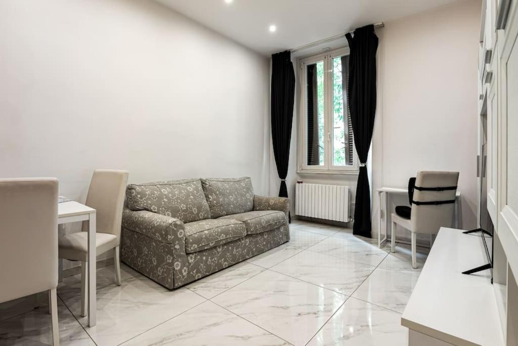 Apartment La Casa Di Ringhiera In Corso Sempione *